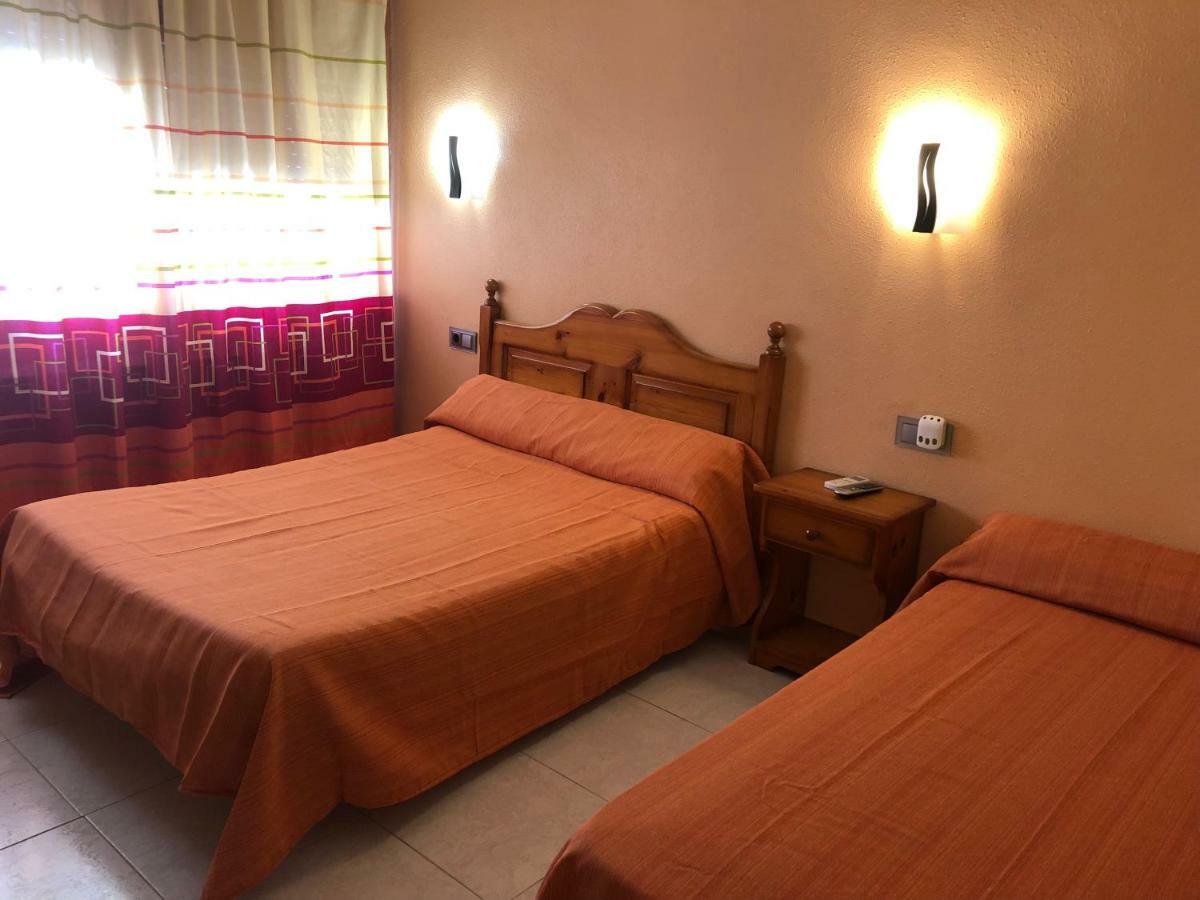 Hostal La Parrilla Monegros II Bujaraloz Eksteriør billede